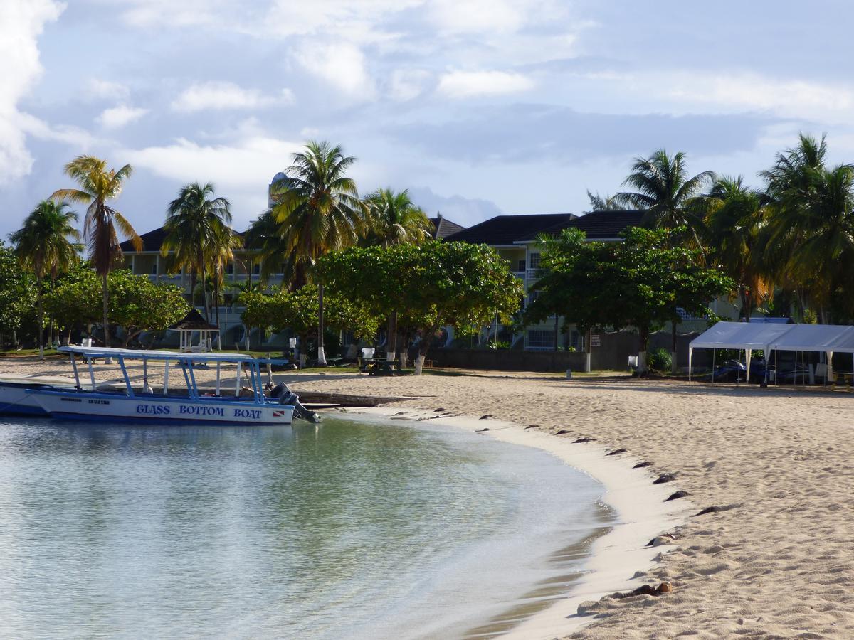 Beach One Bedroom Suite A20 Ocho Rios Exterior foto