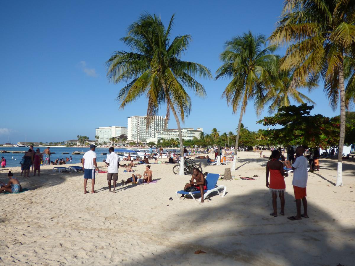 Beach One Bedroom Suite A20 Ocho Rios Exterior foto